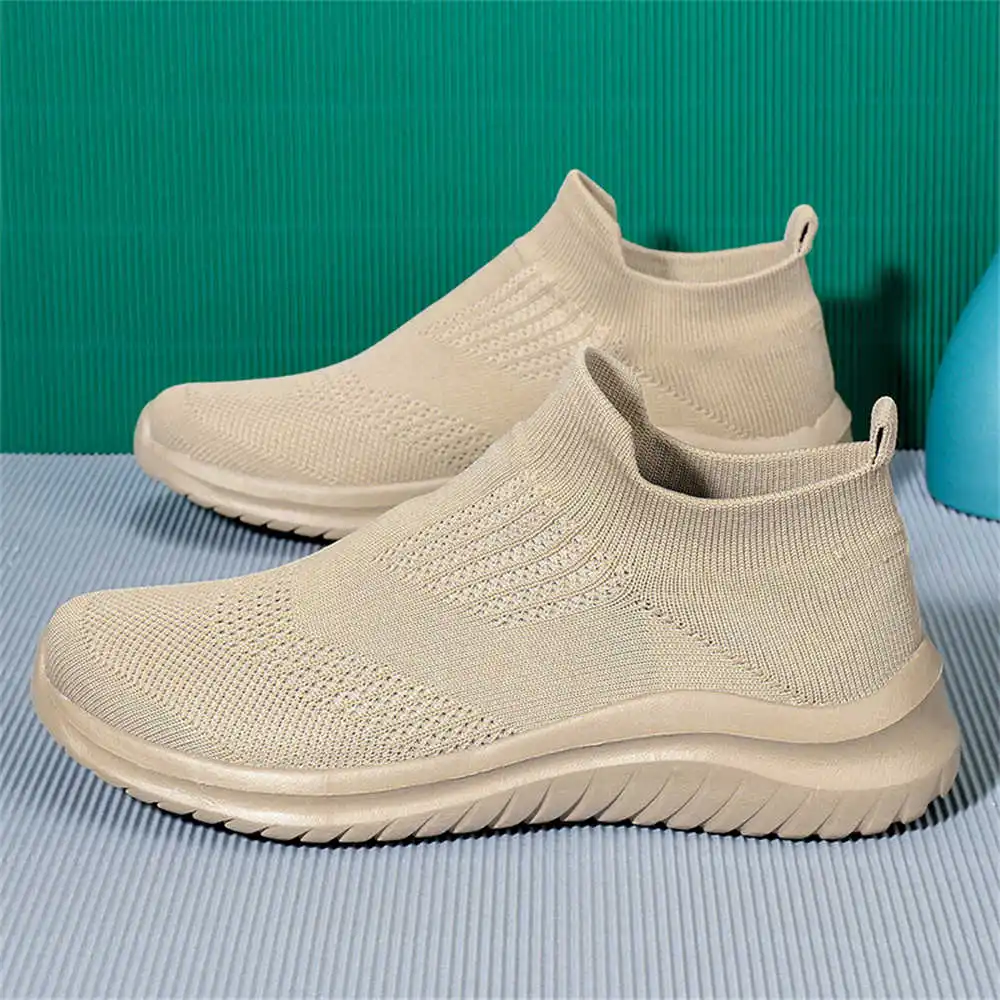Beige weiche neue Neuheit Tenn – Kids Outdoor Volleyball Shoes Bewertung und Preis